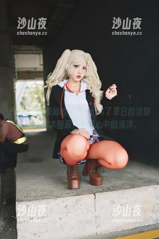 Puy Puy和她的泳衣，cos了夏日的迷醉，翻开这本图册，看见心中的海洋。